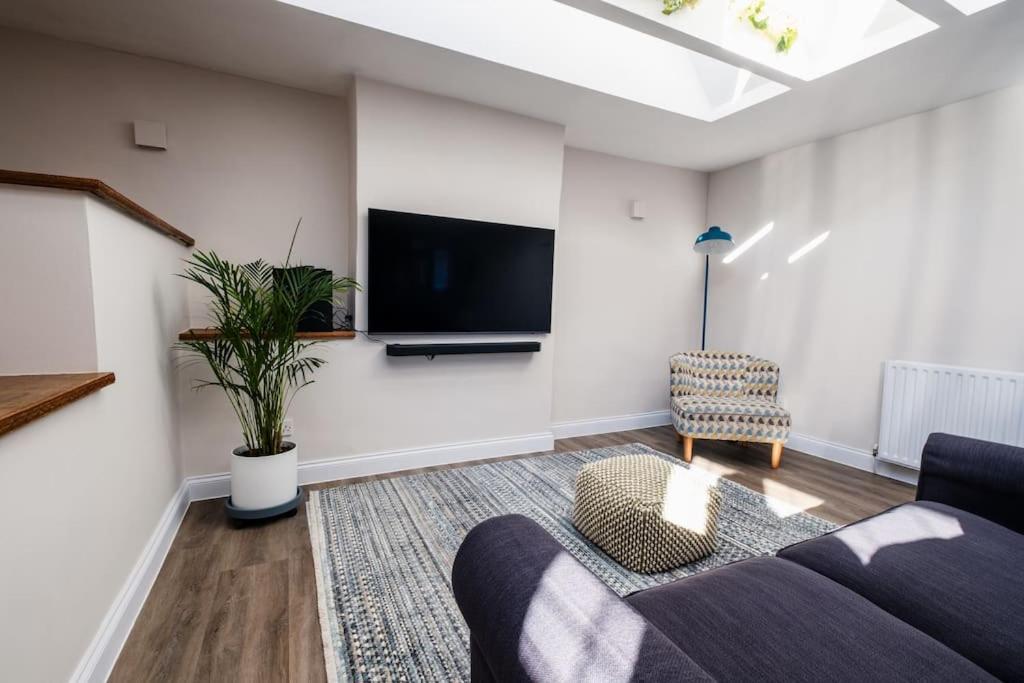 Light And Spacious Loft Apartment In Town Centre Southampton Esterno foto